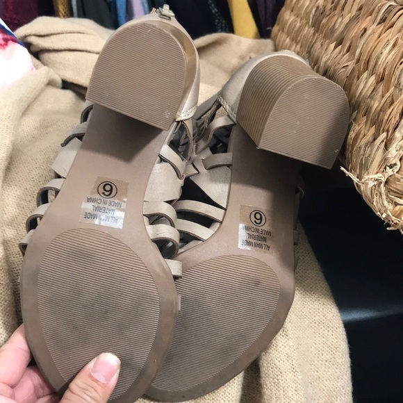 Shoes - Picture 2 of 3